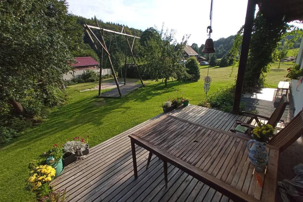 Chalupa Bez Hranic Krompach Esterno foto