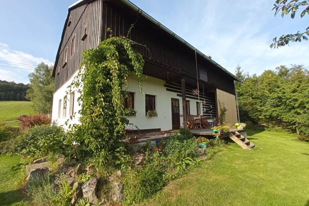 Chalupa Bez Hranic Krompach Esterno foto