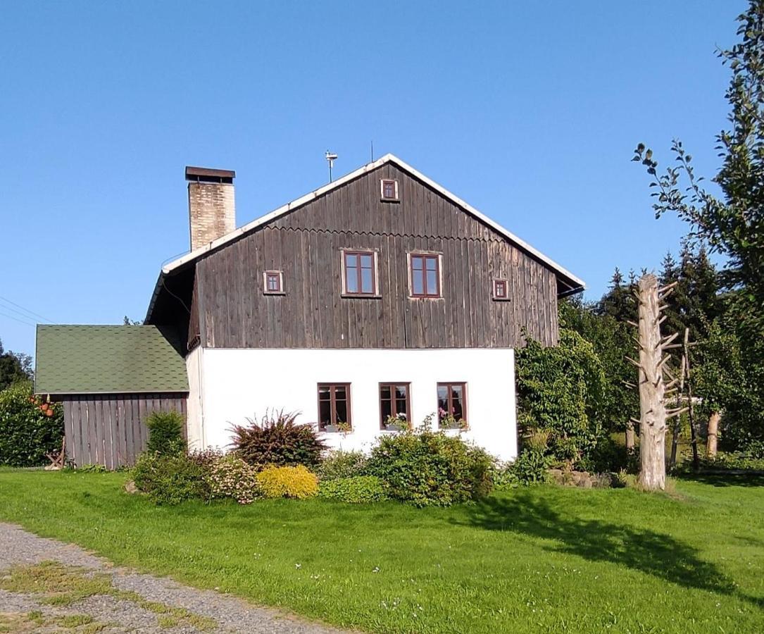 Chalupa Bez Hranic Krompach Esterno foto